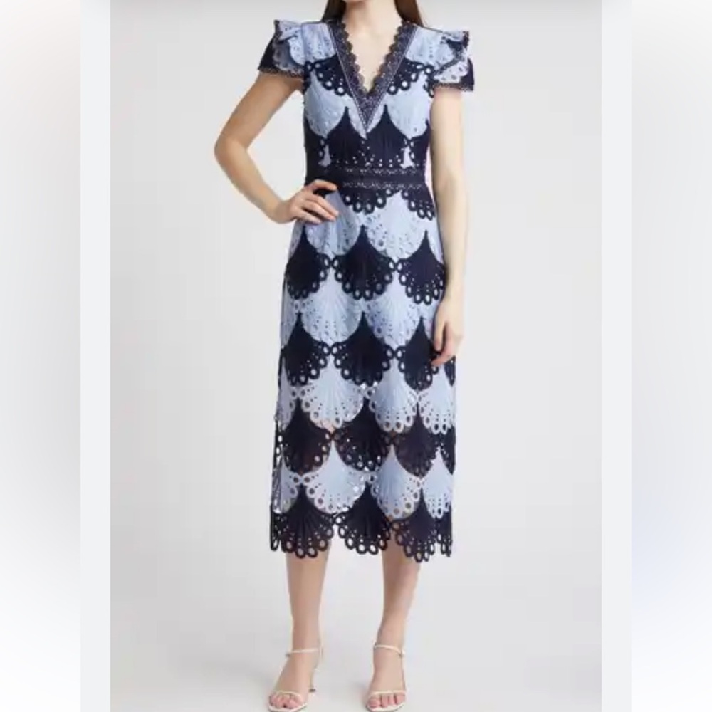 Adeline Rae
Lace midi dress- navy blue